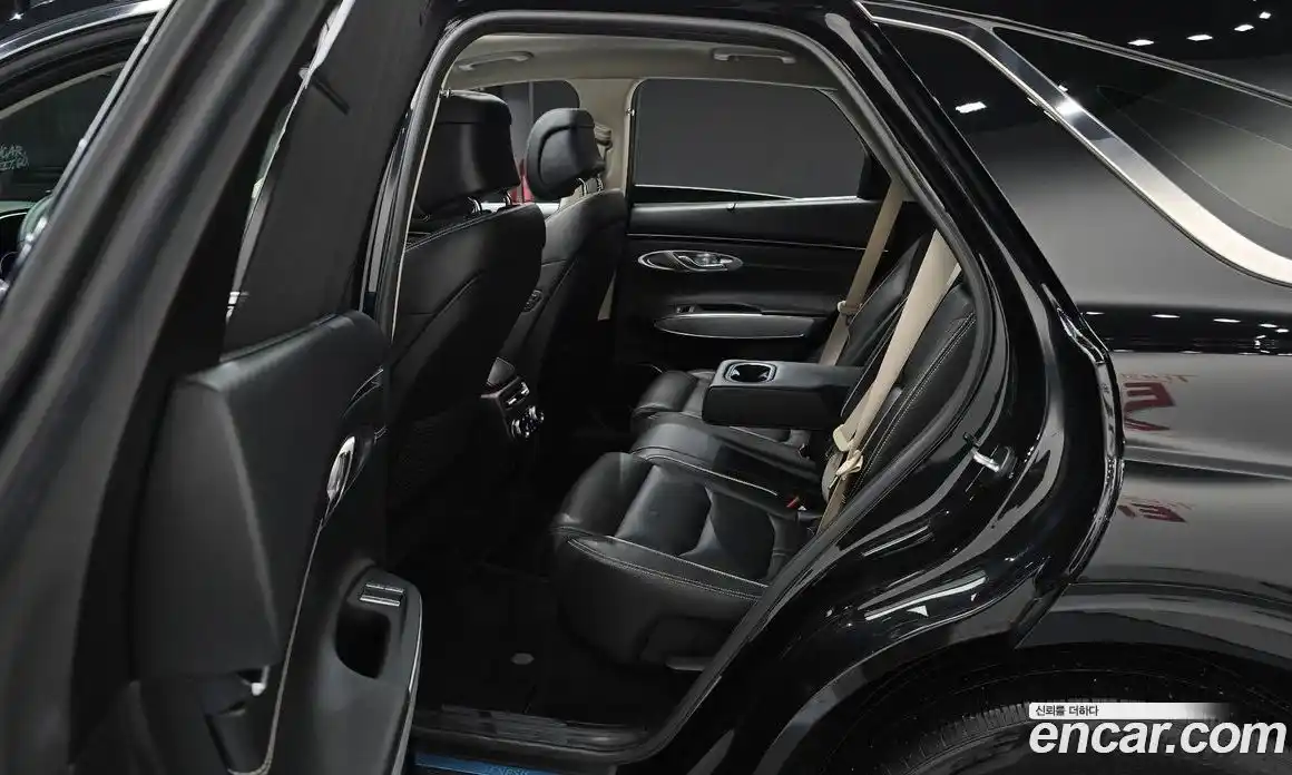 Genesis GV70 2022 0.1 автомат (гидро), фото 18