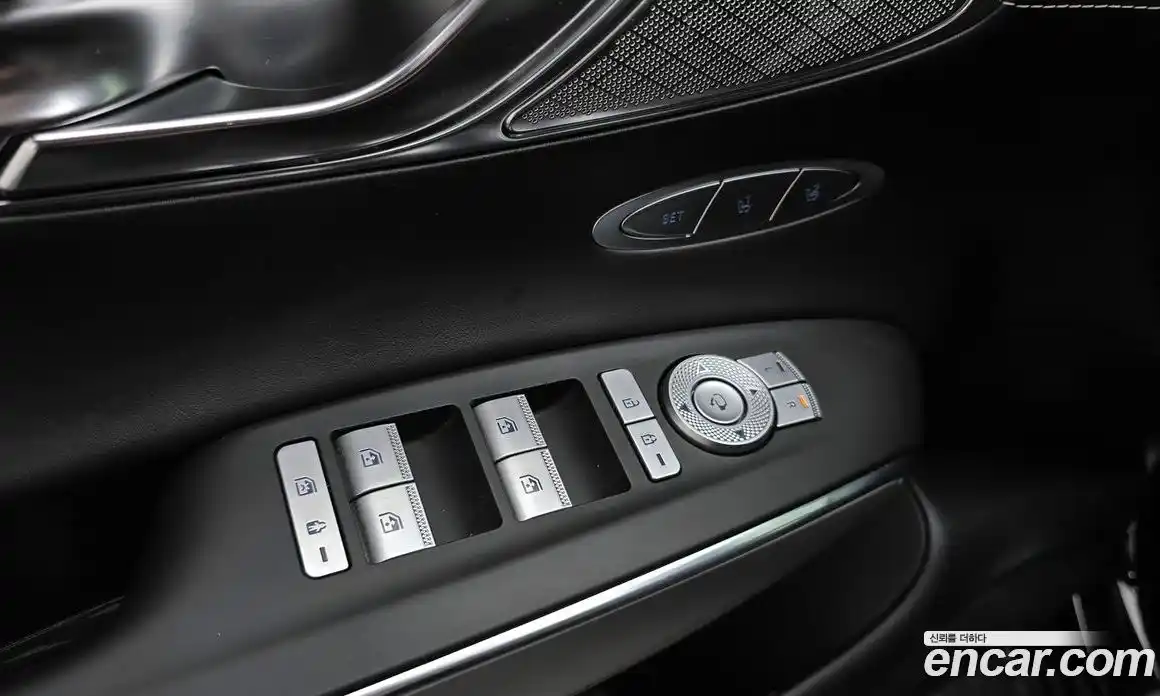 Genesis GV70 2022 0.1 автомат (гидро), фото 31