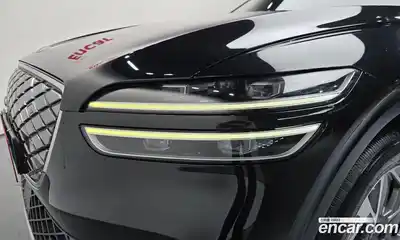 Genesis GV70 2022 0.1 автомат (гидро), миниатюра 8