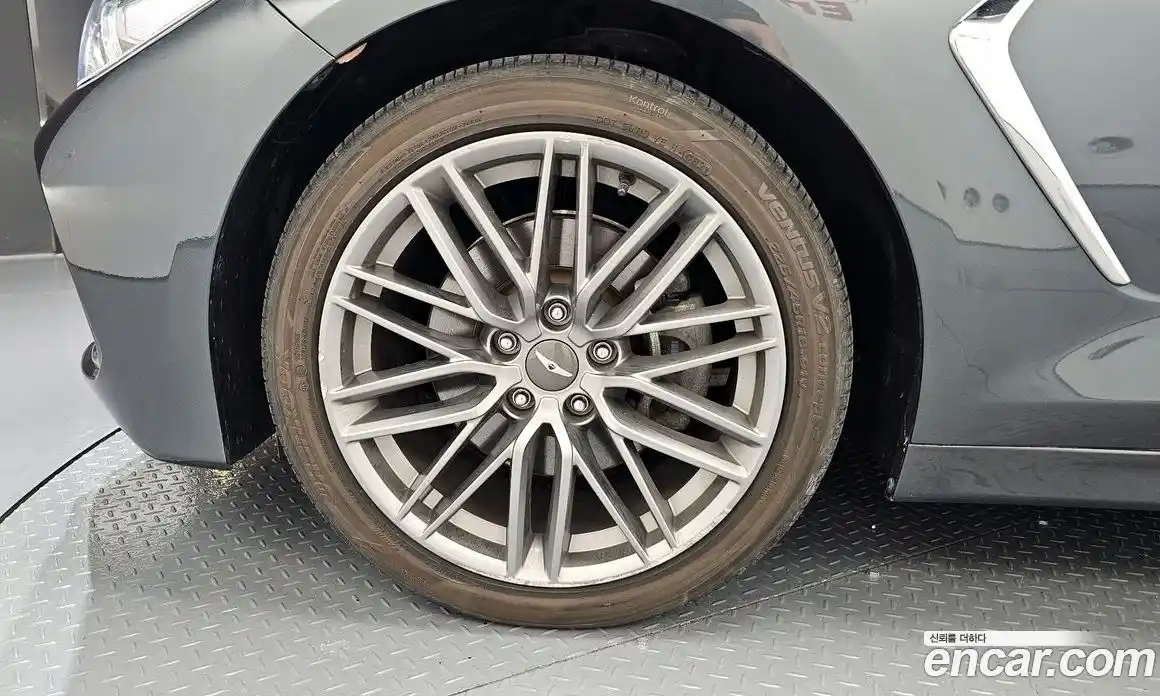 Genesis G70 2017 2.0 автомат (гидро), фото 5