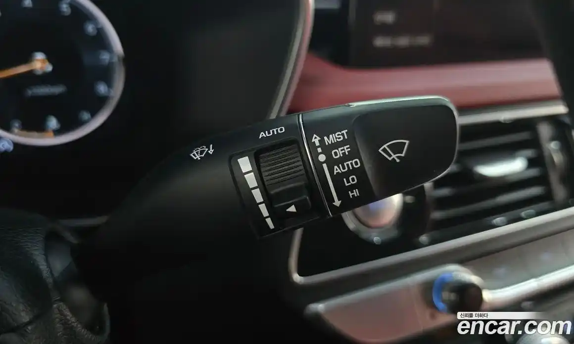 Genesis G70 2020 3.3 автомат (гидро), фото 27