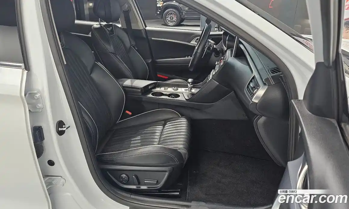 Genesis G70 2019 2.2 автомат (гидро), фото 11
