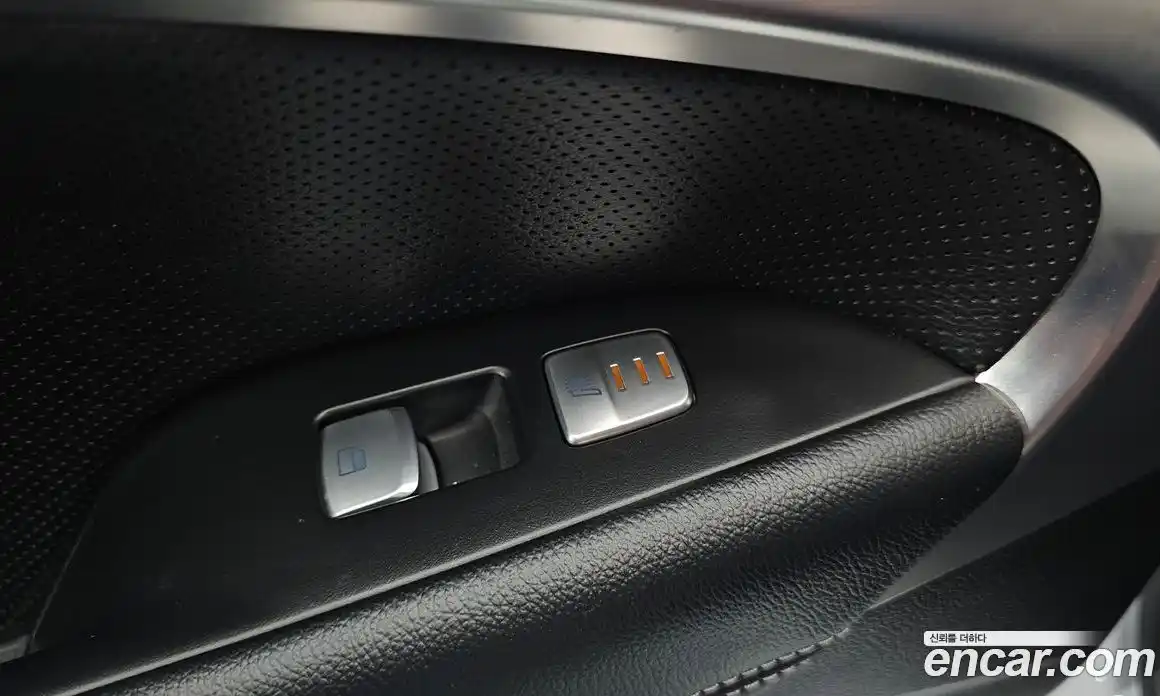 Genesis G70 2019 2.2 автомат (гидро), фото 18