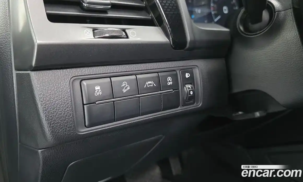 SsangYong Rexton 2023 2.2 автомат (гидро), фото 13