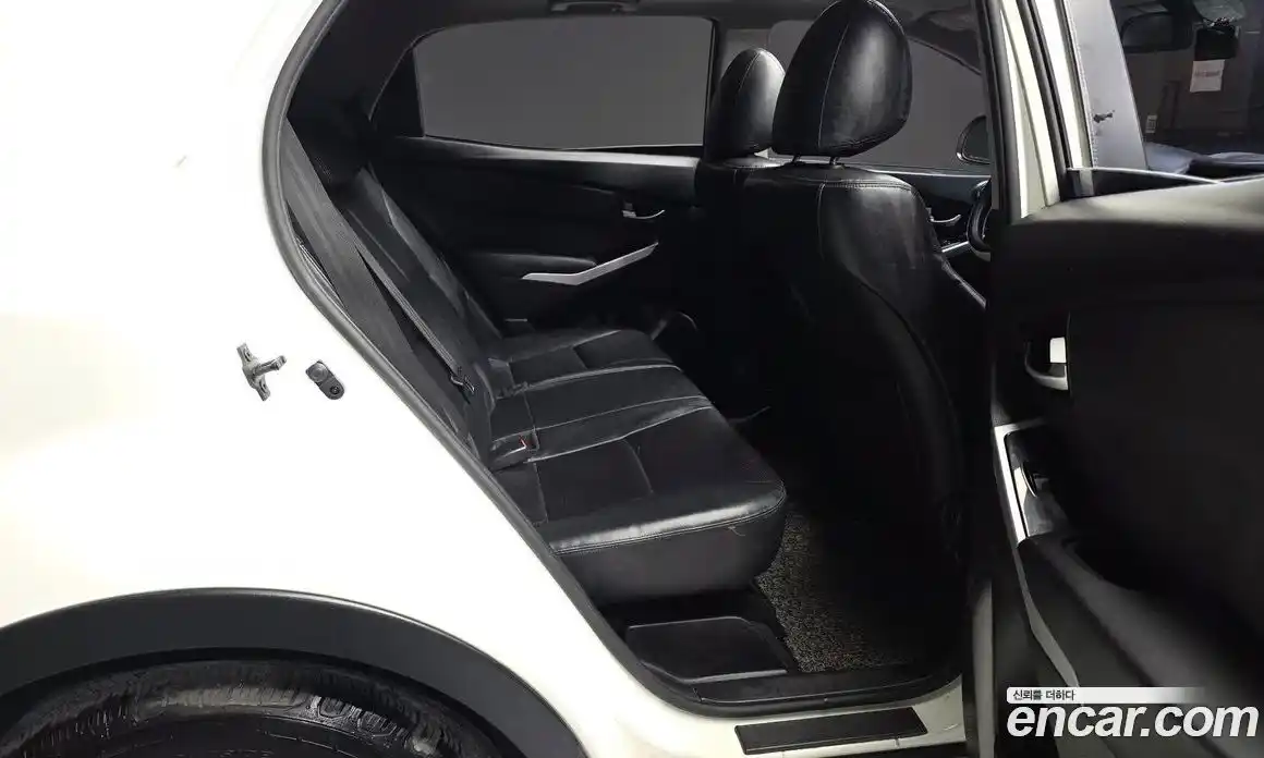 SsangYong Korando 2015 2.0 автомат (гидро), фото 12