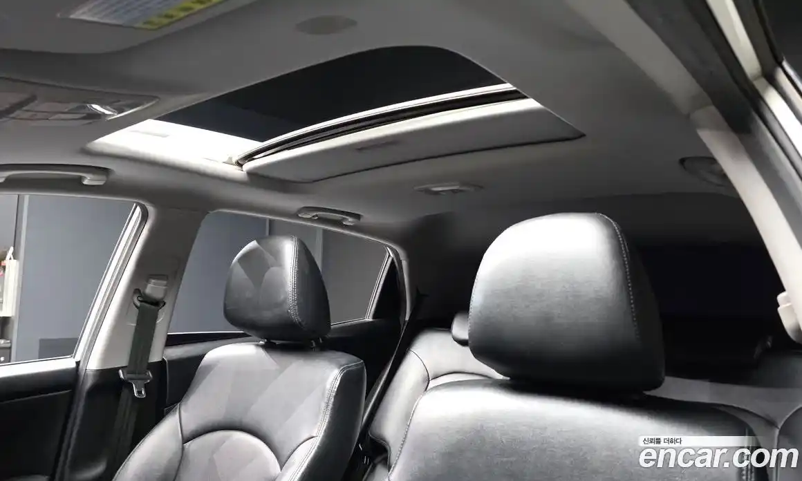 SsangYong Korando 2015 2.0 автомат (гидро), фото 17