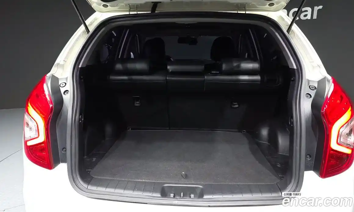 SsangYong Korando 2015 2.0 автомат (гидро), фото 20