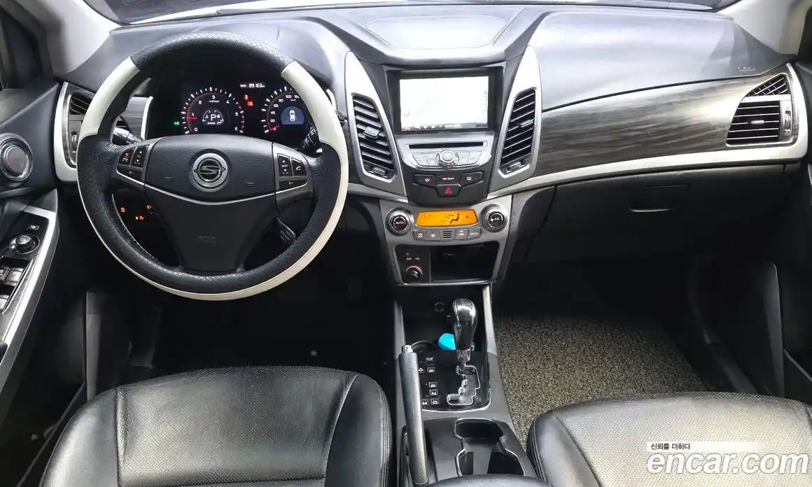 SsangYong Korando 2015 2.0 автомат (гидро), фото 7
