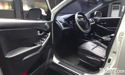 SsangYong Korando 2015 2.0 автомат (гидро), миниатюра 10