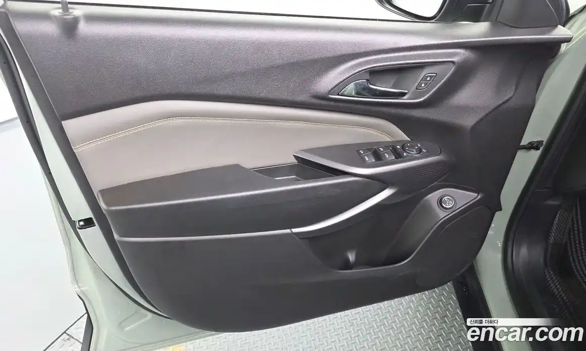 Chevrolet Trax 2023 1.2 автомат (гидро), фото 14