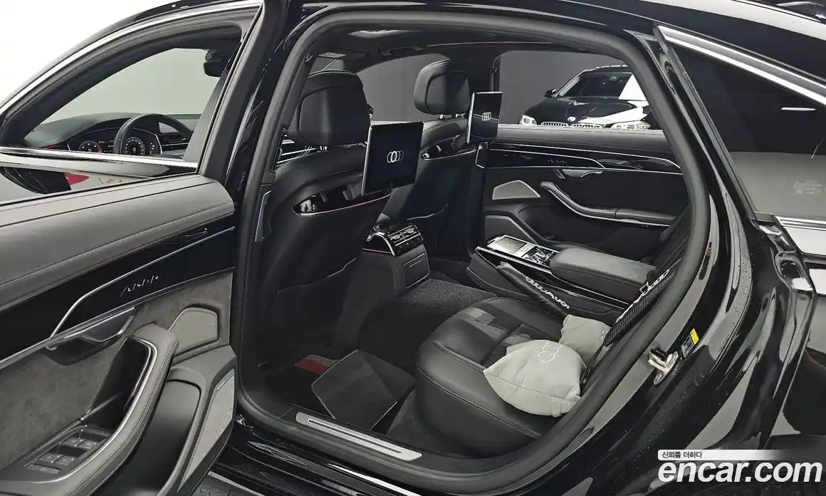 Audi A8 2021 3.0 автомат (гидро), фото 18