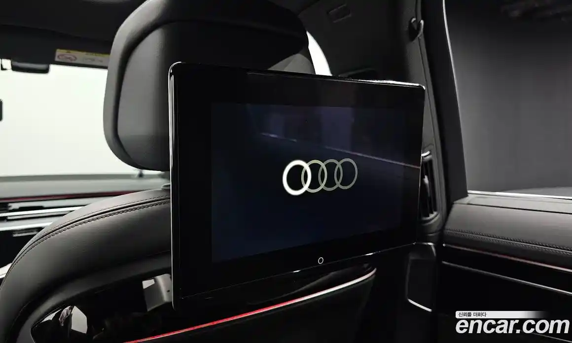 Audi A8 2021 3.0 автомат (гидро), фото 32