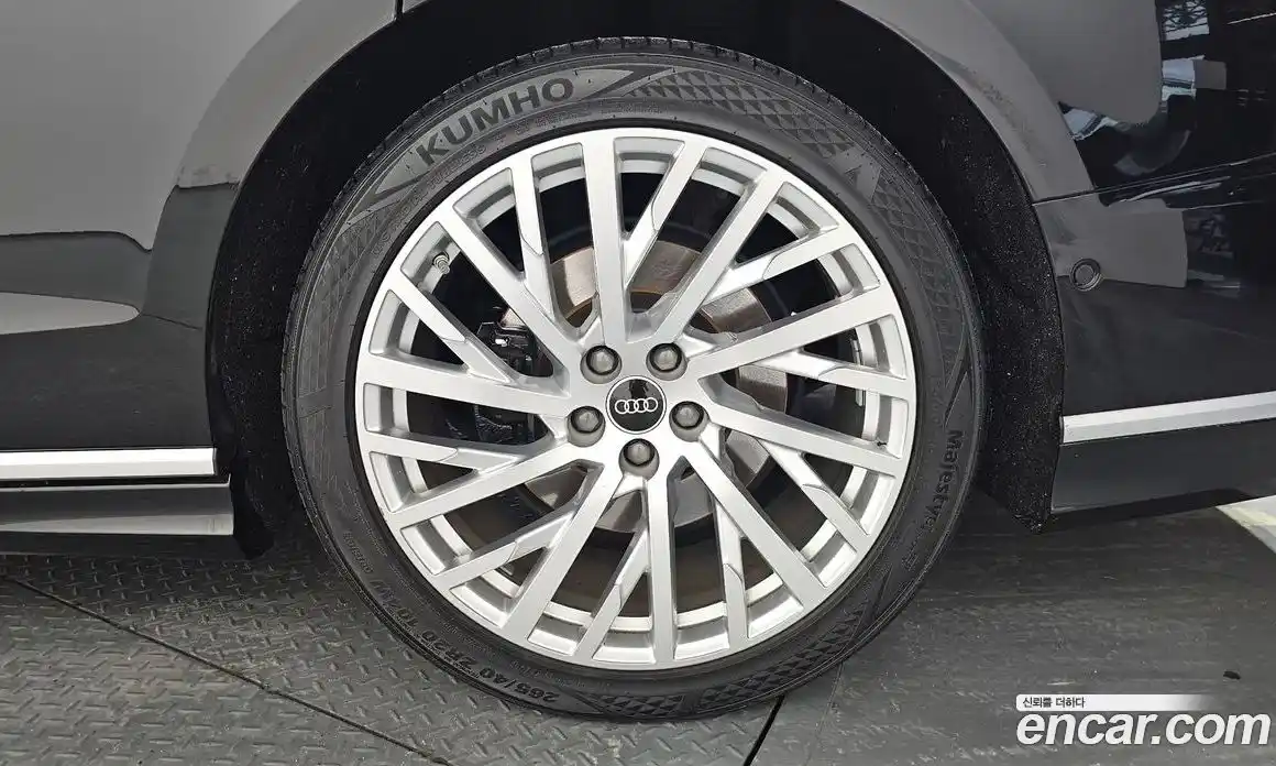 Audi A8 2021 3.0 автомат (гидро), фото 7