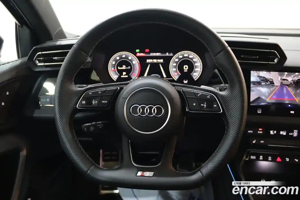 Audi A3 2025 2.0 автомат (гидро), фото 19