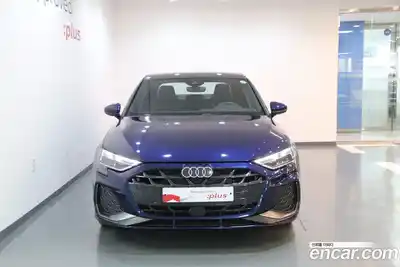 Audi A3 2025 2.0 автомат (гидро), миниатюра 3