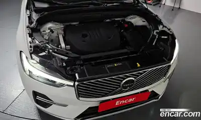 Volvo XC60 2025 2.0 автомат (гидро), миниатюра 5