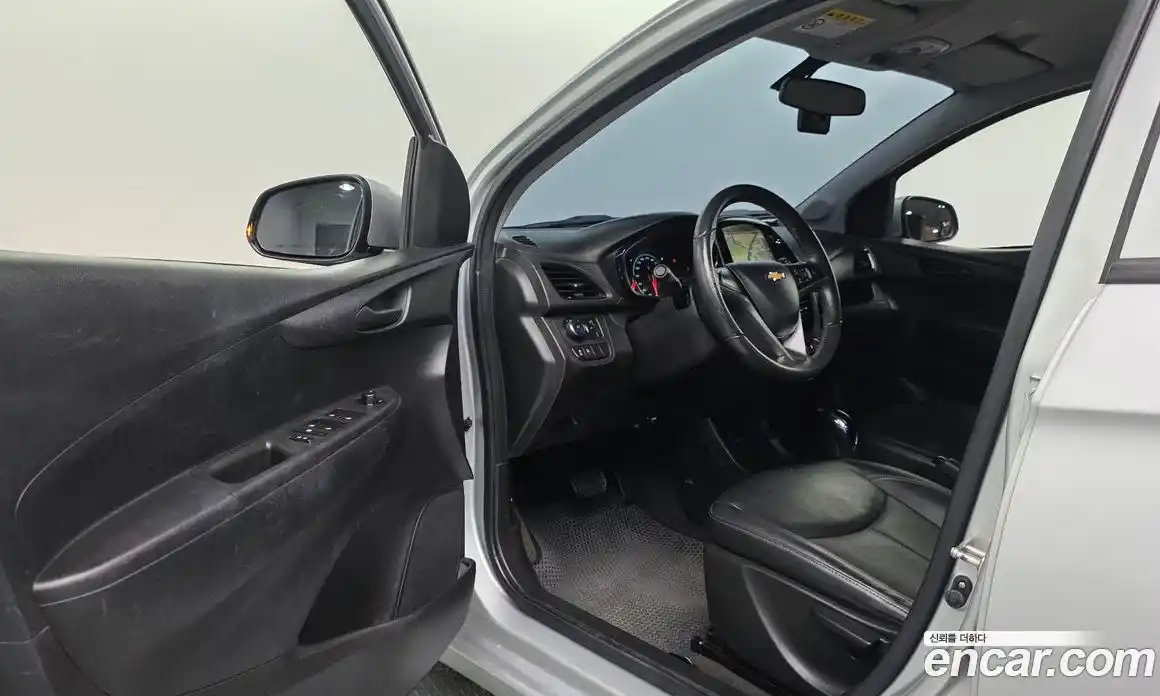 Chevrolet Spark 2016 1.0 автомат (гидро), фото 13
