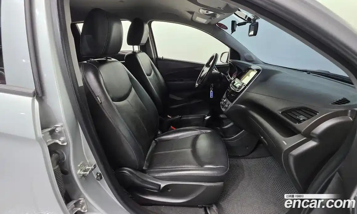 Chevrolet Spark 2016 1.0 автомат (гидро), фото 16