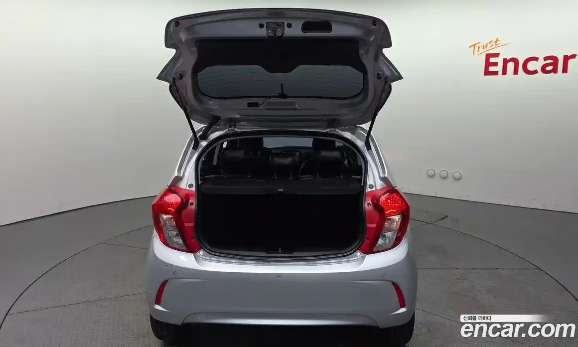 Chevrolet Spark 2016 1.0 автомат (гидро), фото 25