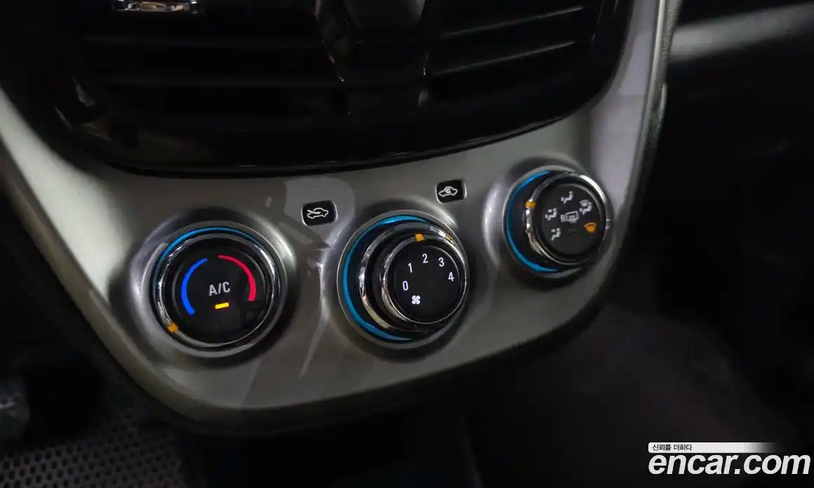 Chevrolet Spark 2016 1.0 автомат (гидро), фото 31