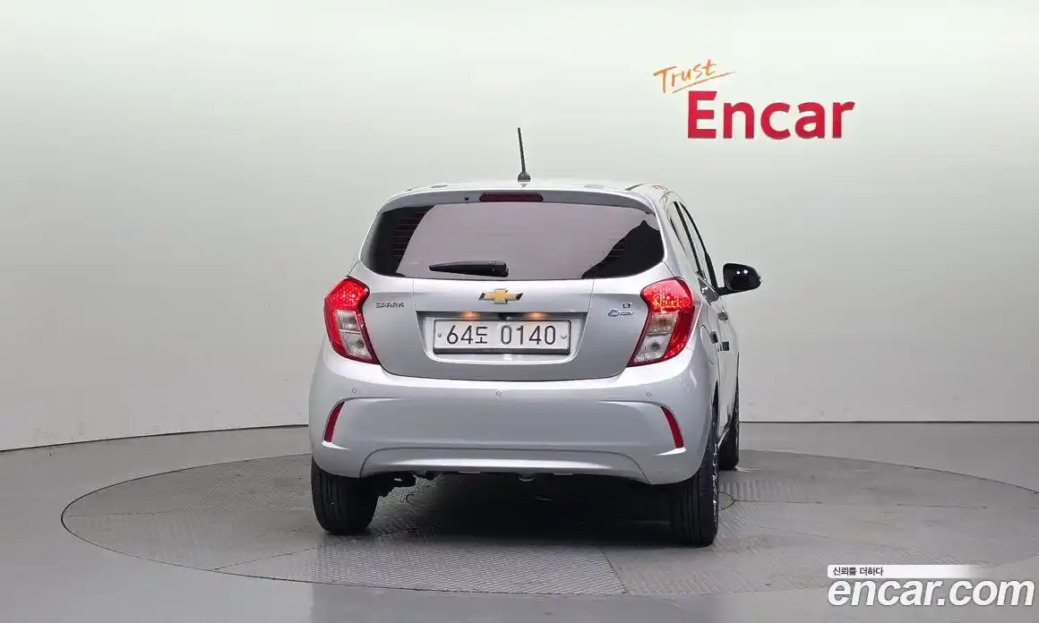 Chevrolet Spark 2016 1.0 автомат (гидро), фото 4