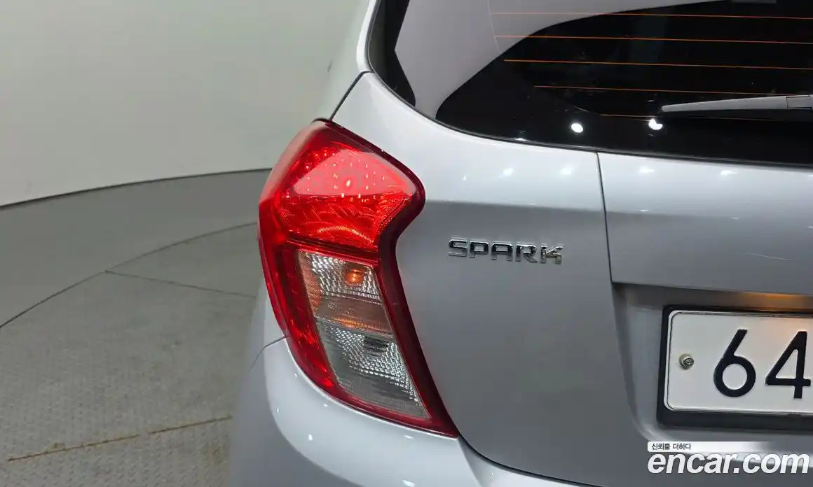 Chevrolet Spark 2016 1.0 автомат (гидро), фото 9