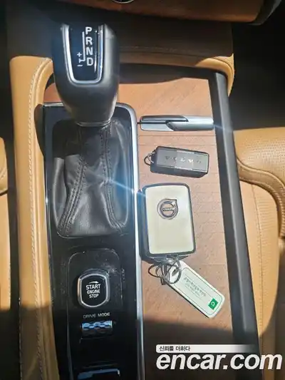 Volvo XC90 2019 2.0 автомат (гидро), миниатюра 12