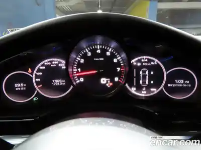 Porsche Panamera 2018 2.9 автомат (гидро), миниатюра 5