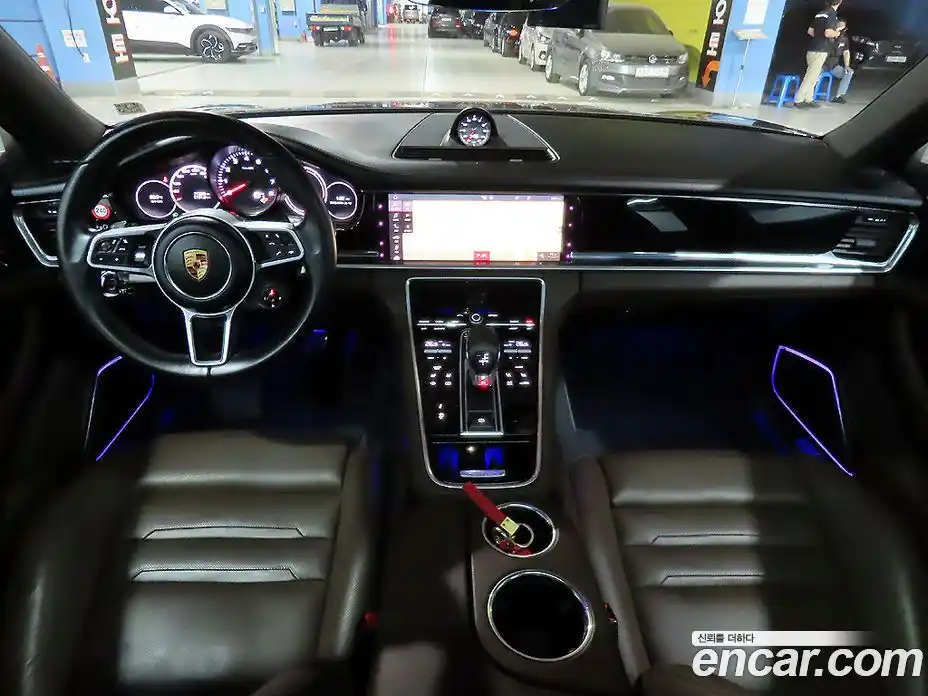 Porsche Panamera 2018 2.9 автомат (гидро), фото 7