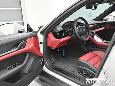 Porsche Taycan 2025 автомат (гидро), миниатюра 11