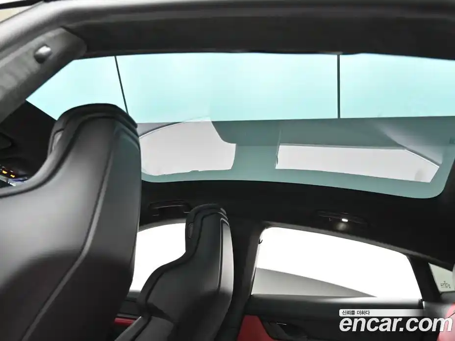Porsche Taycan 2025 автомат (гидро), фото 19