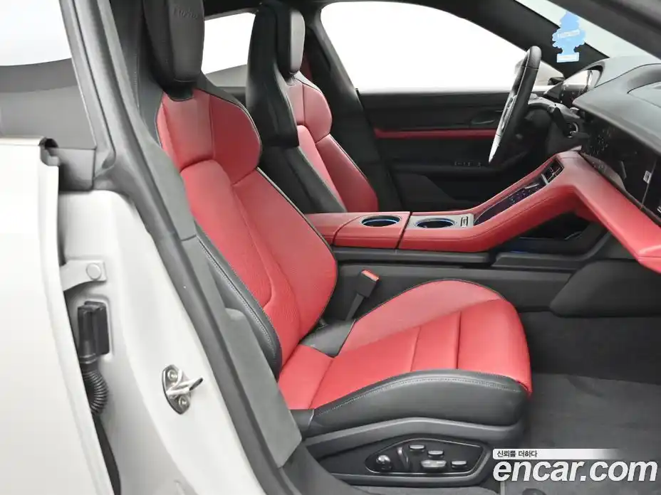 Porsche Taycan 2025 автомат (гидро), фото 10