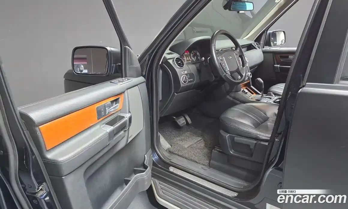 Land Rover Discovery 2009 2.7 автомат (гидро), фото 10