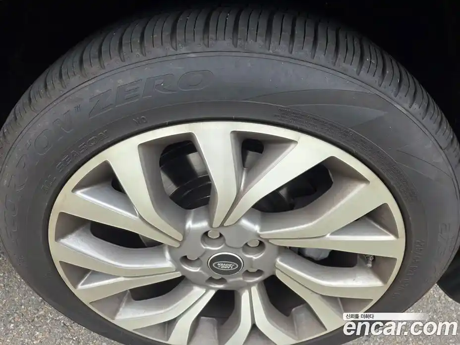 Land Rover Range Rover 2020 4.4 автомат (гидро), фото 14