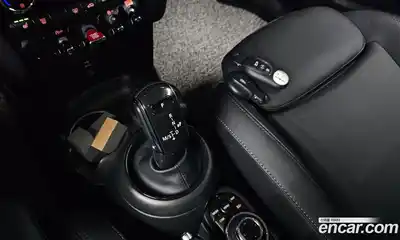 Mini Cooper 2023 1.5 автомат (гидро), миниатюра 11