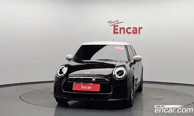 Mini Cooper 2023 1.5 автомат (гидро), миниатюра 2