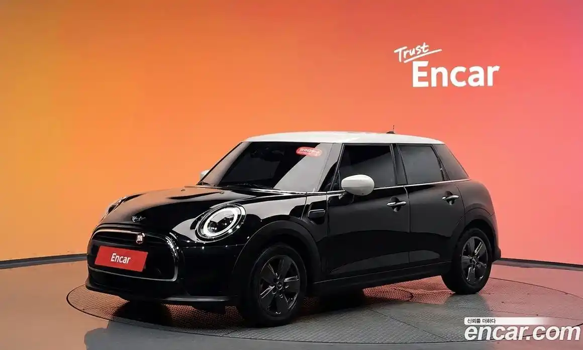 Mini Cooper 2023 1.5 автомат (гидро), фото 30