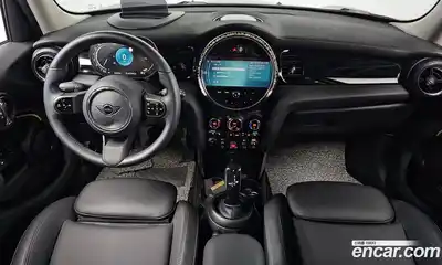 Mini Cooper 2023 1.5 автомат (гидро), миниатюра 9