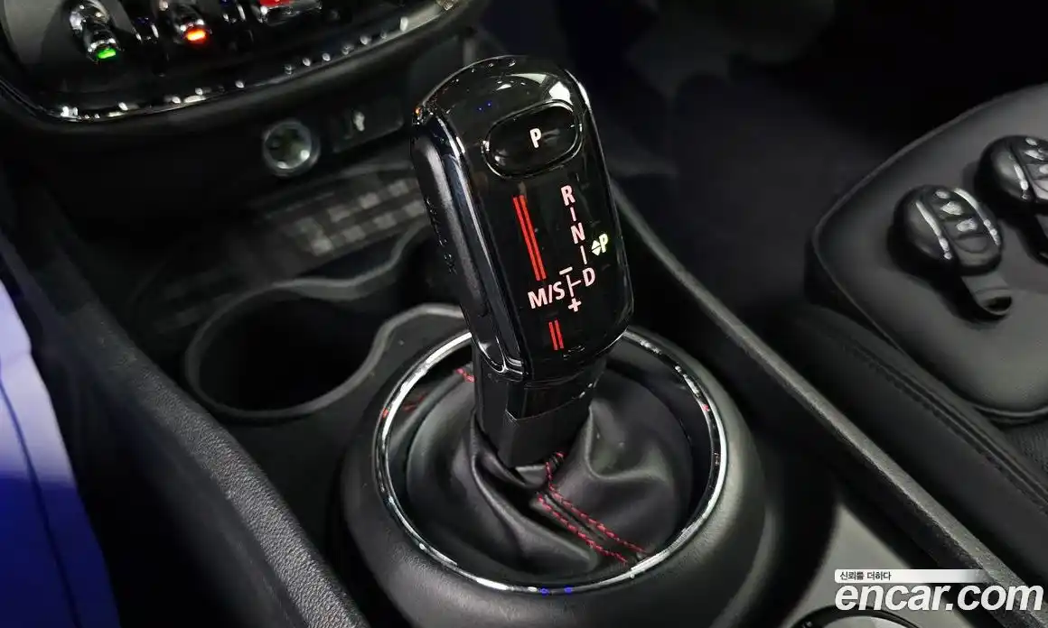 Mini Clubman 2021 2.0 автомат (гидро), фото 9