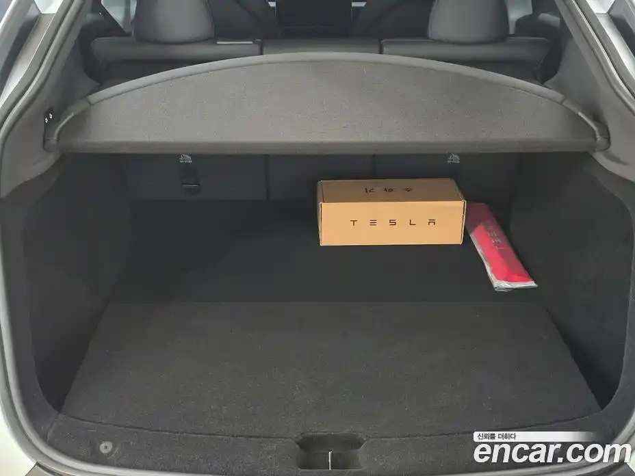 Tesla Model Y 2025 0.2 гидро, фото 15