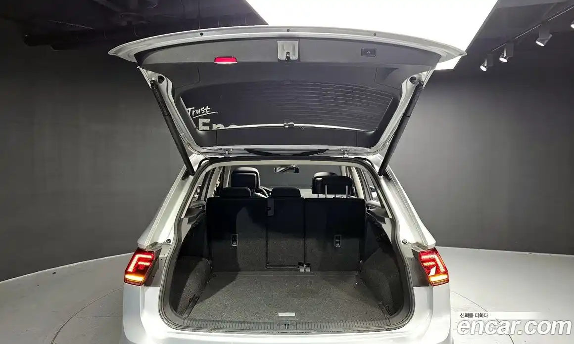 Volkswagen Tiguan 2020 2.0 автомат (гидро), фото 26