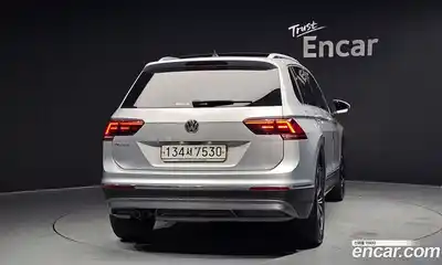 Volkswagen Tiguan 2020 2.0 автомат (гидро), миниатюра 4