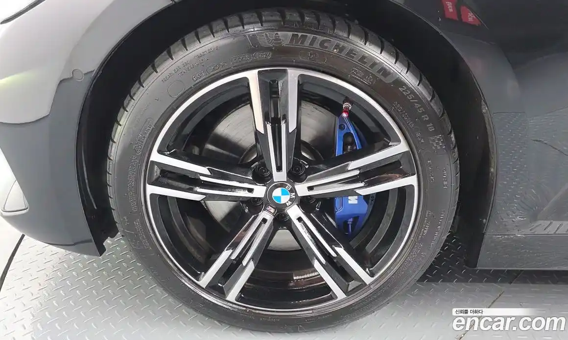 BMW 3 серия 2025 2.0 автомат (гидро), фото 5