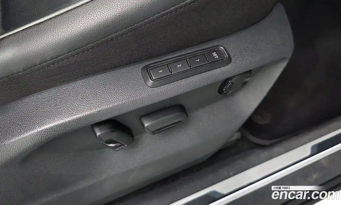 Volkswagen Tiguan 2018 2.0 автомат (гидро), фото 29