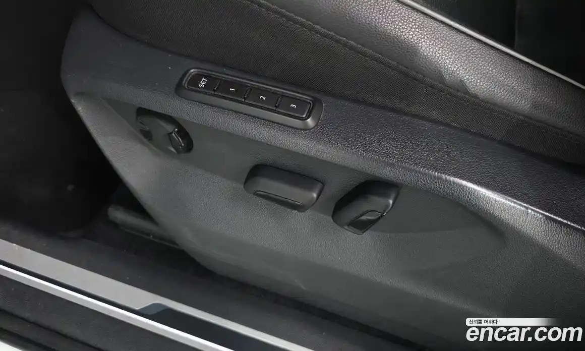 Volkswagen Tiguan 2018 2.0 автомат (гидро), фото 31