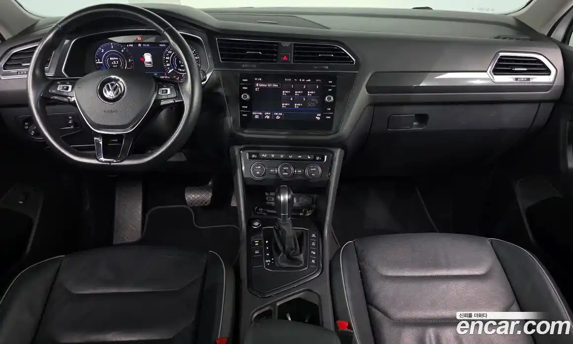 Volkswagen Tiguan 2018 2.0 автомат (гидро), фото 10