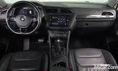 Volkswagen Tiguan 2018 2.0 автомат (гидро), миниатюра 10