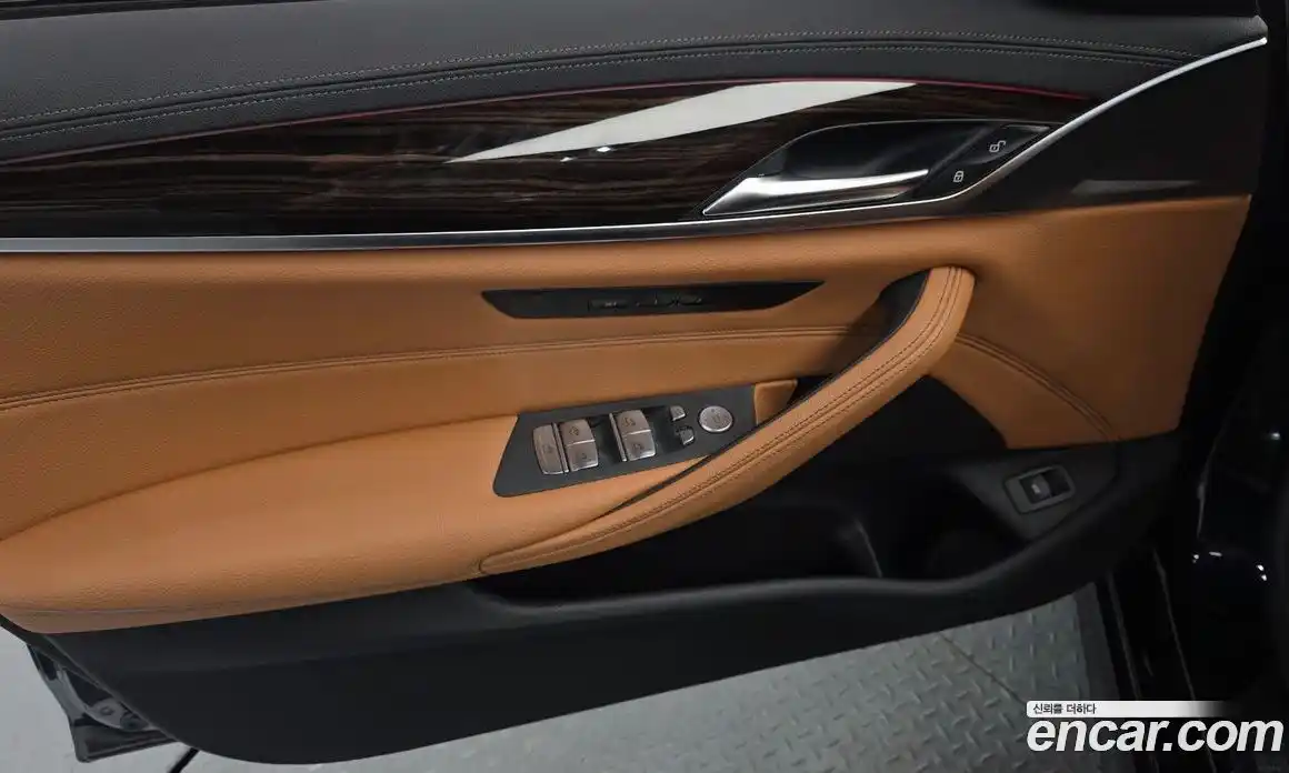 BMW 5 серия 2021 2.0 автомат (гидро), фото 14