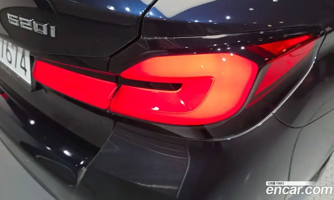 BMW 5 серия 2021 2.0 автомат (гидро), фото 9