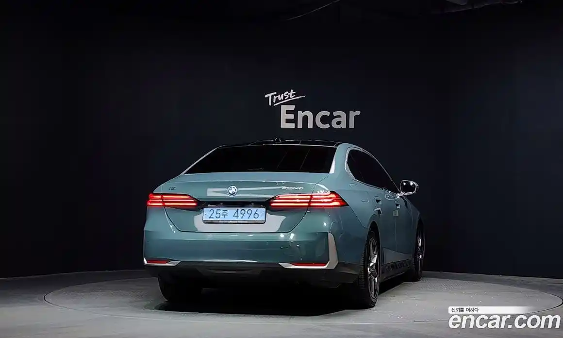 BMW i5 2024 0.2 автомат (гидро), фото 4